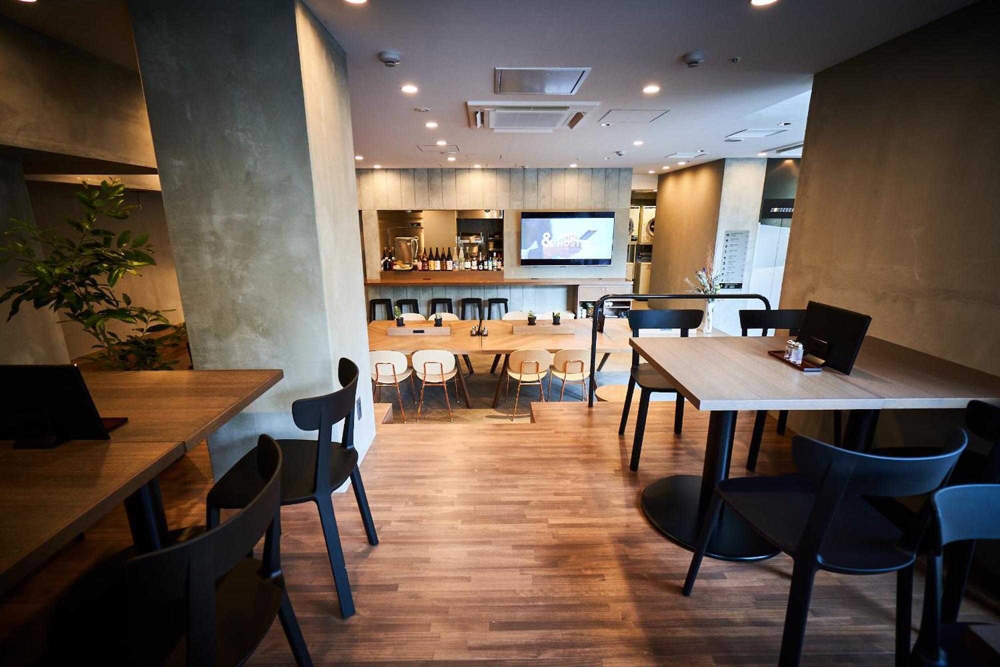 &And Hostel Hommachi East Osaka Esterno foto